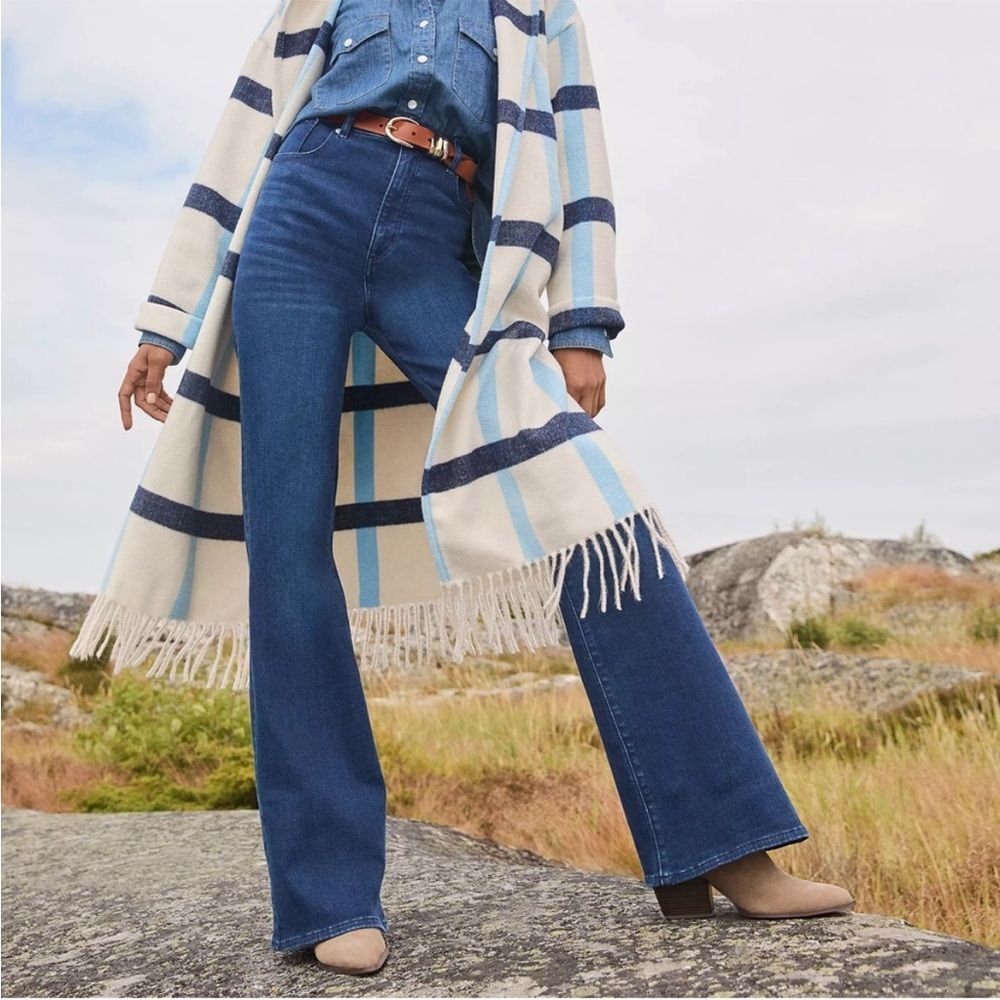 LOFT The Slim Flare Jeans Size 12